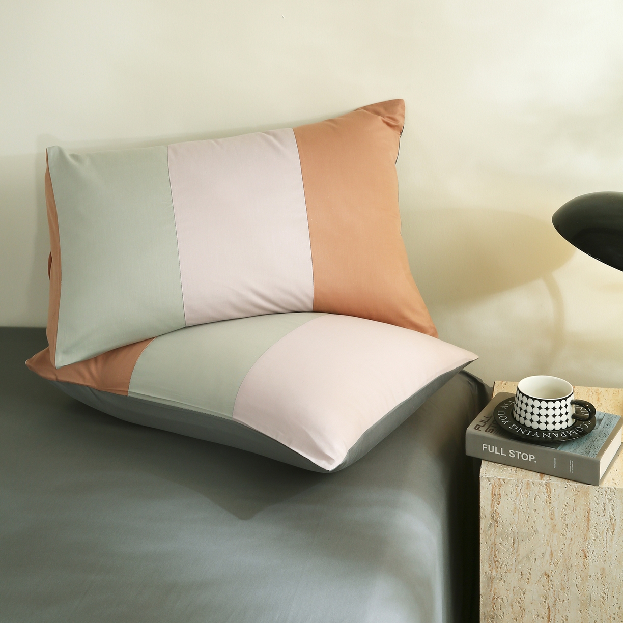 91家纺网 家纺一手货源 找家纺 （总）金鑫汇家纺 2026新款全棉纯棉纯色拼色四件套系列单枕套 枕套单件