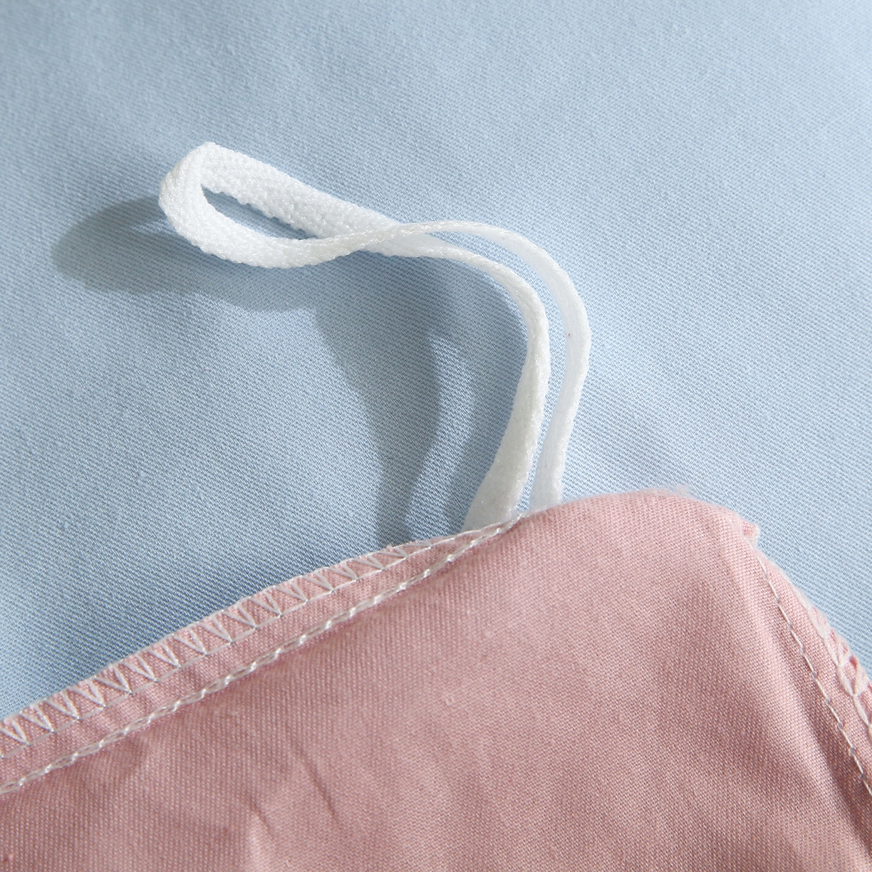 91家纺网 家纺一手货源 找家纺 金鑫汇家纺 2026新款全棉纯棉纯色拼色四件套系列单被套 被套单件 圣黛