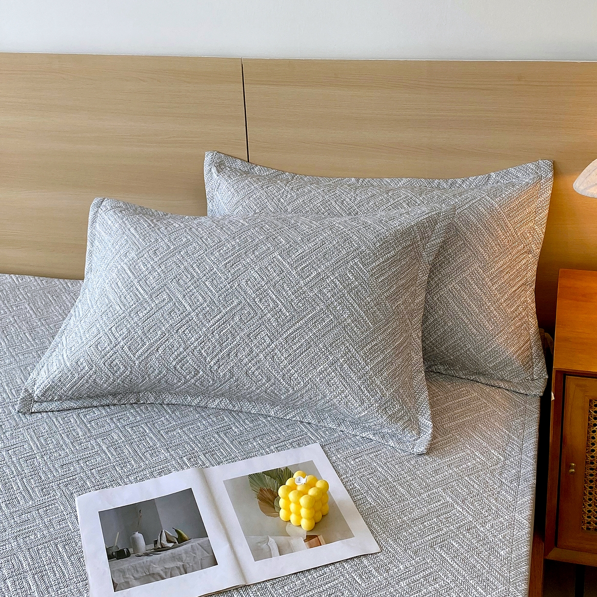 91家纺网 家纺一手货源 找家纺 金鑫汇家纺 2025年新款A类多功能全棉老粗布软凉席床盖护垫席子可机洗 流光灰