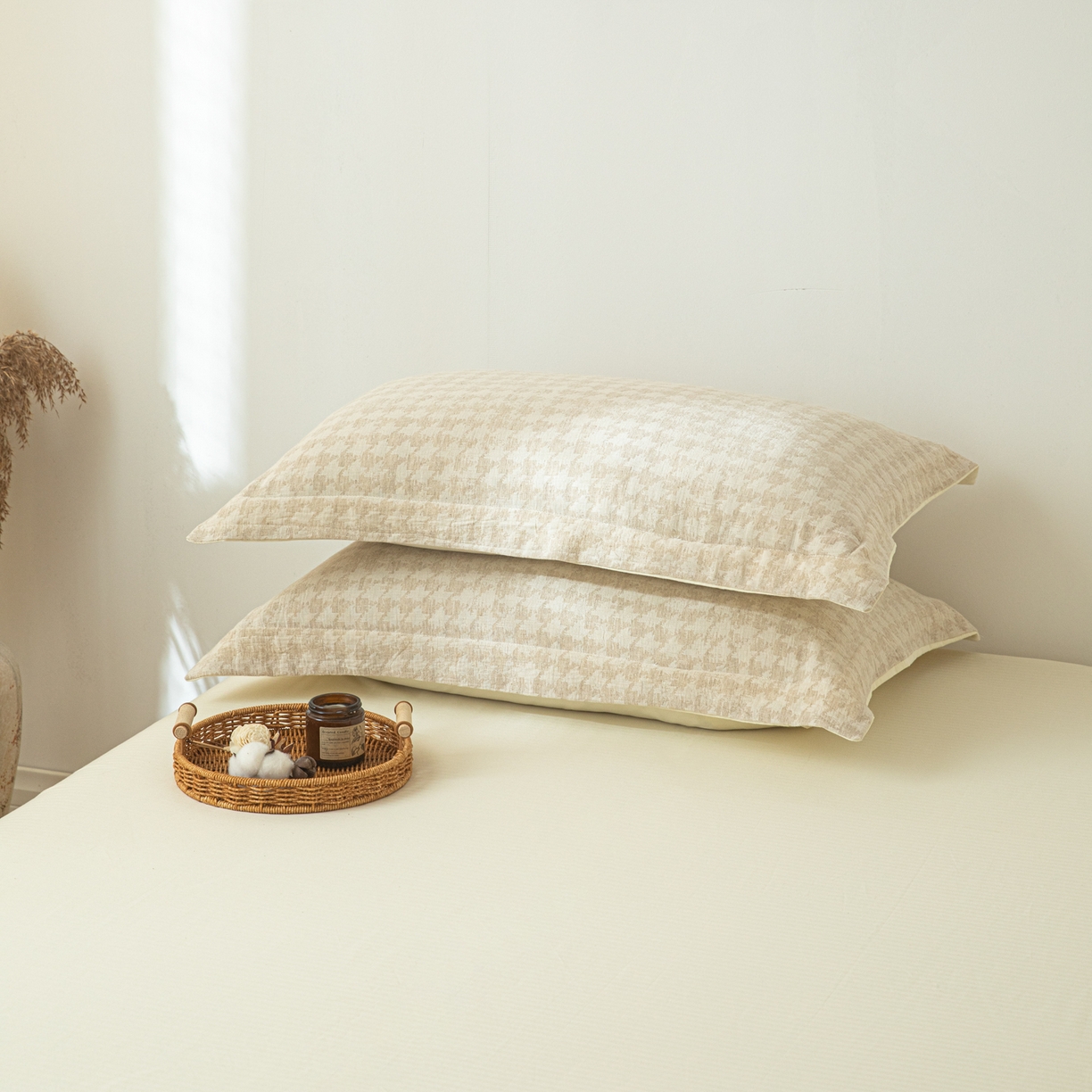 91家纺网 家纺一手货源 找家纺 眠博士 2025新款棉麻简约枕套单品枕套 棉麻枕套-千鸟格