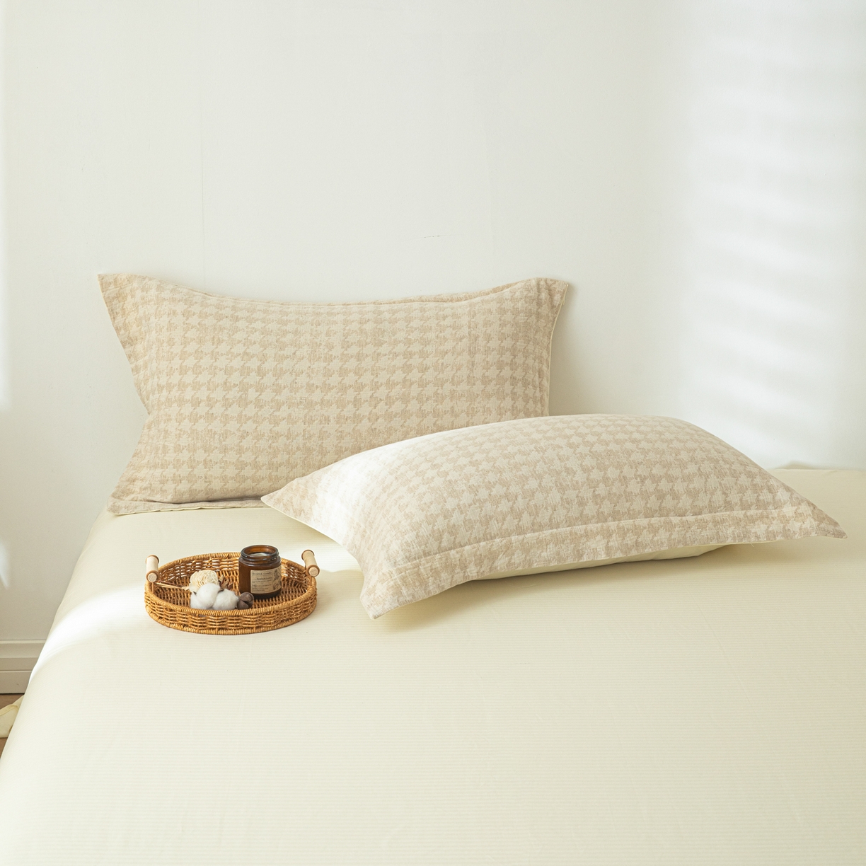 91家纺网 家纺一手货源 找家纺 眠博士 2025新款棉麻简约枕套单品枕套 棉麻枕套-千鸟格