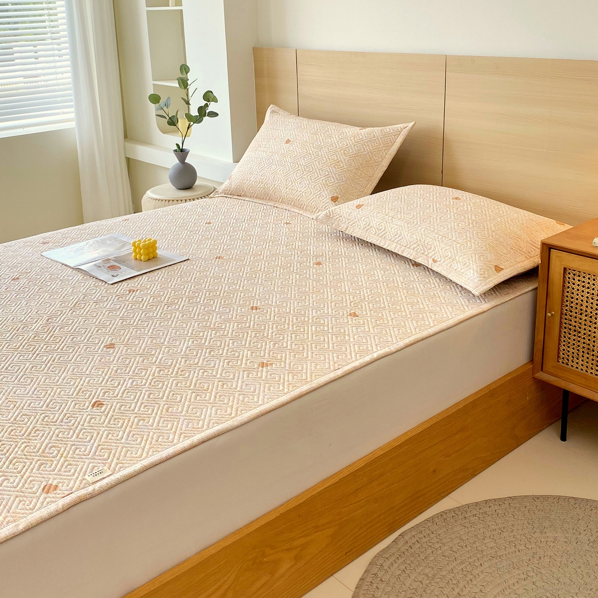 91家纺网 家纺一手货源 找家纺 金鑫汇家纺 2025年新款A类多功能全棉老粗布软凉席床盖护垫席子可机洗 心之恋