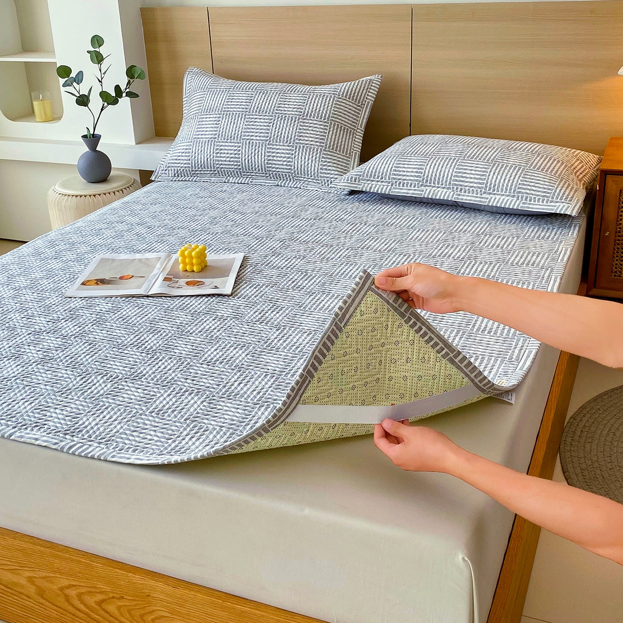 91家纺网 家纺一手货源 找家纺 金鑫汇家纺 2025年新款A类多功能全棉老粗布软凉席床盖护垫席子可机洗 休闲时光