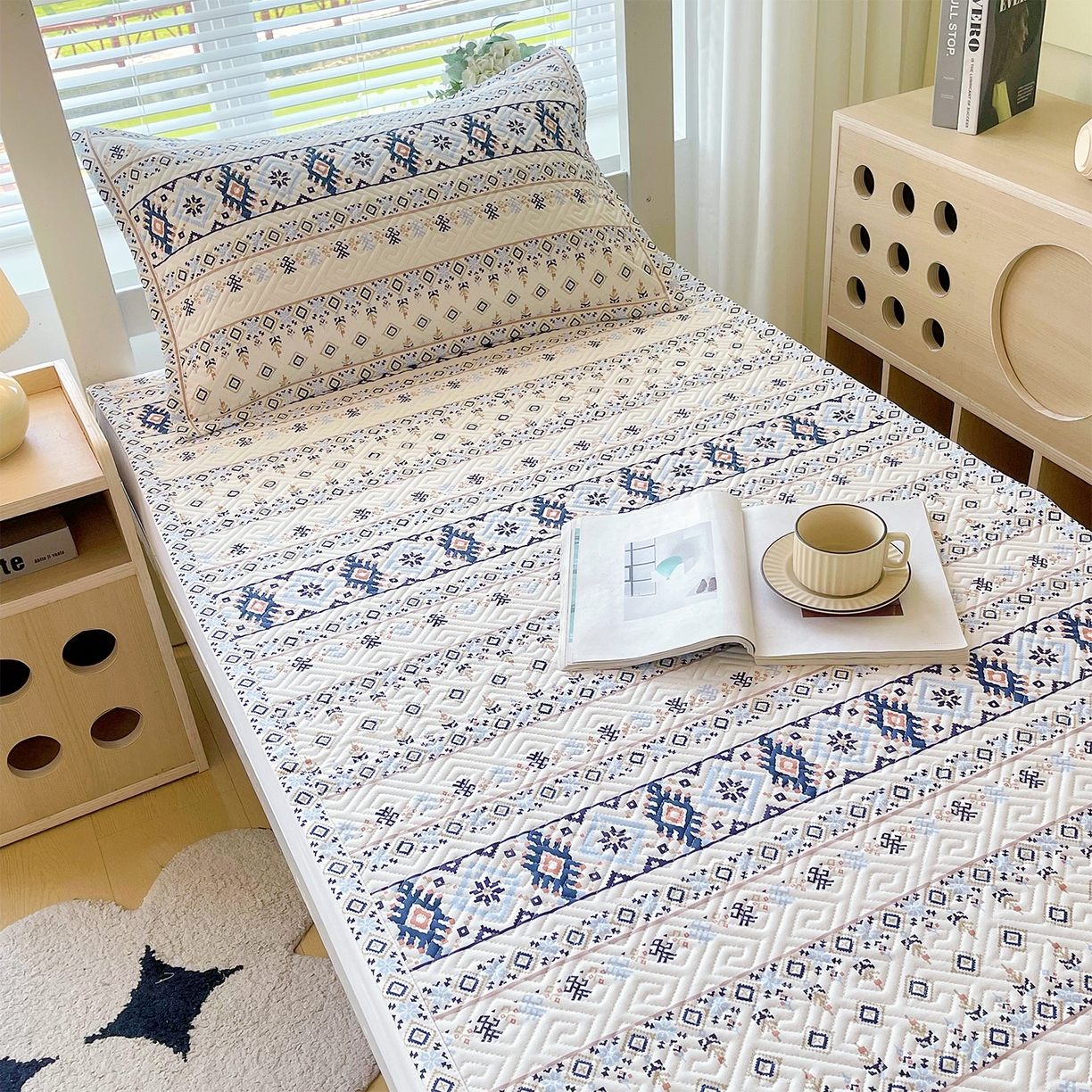 91家纺网 家纺一手货源 找家纺 金鑫汇家纺 2025年新款A类多功能全棉老粗布软凉席床盖护垫席子可机洗 波西米亚