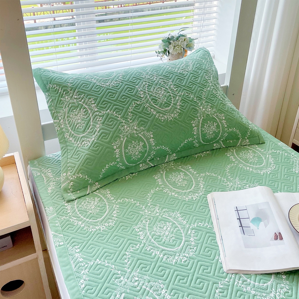 91家纺网 家纺一手货源 找家纺 金鑫汇家纺 2025年新款A类多功能全棉老粗布软凉席床盖护垫席子可机洗 芳华