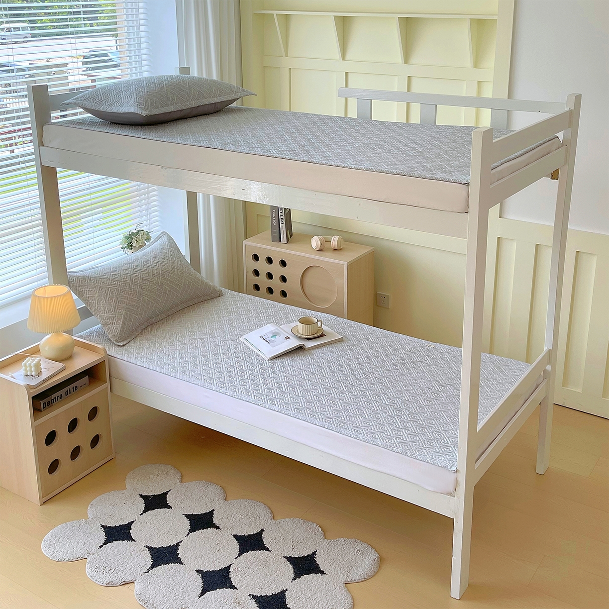 91家纺网 家纺一手货源 找家纺 金鑫汇家纺 2025年新款A类多功能全棉老粗布软凉席床盖护垫席子可机洗 流光灰