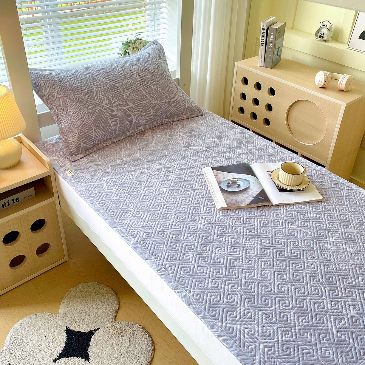 91家纺网 家纺一手货源 找家纺 金鑫汇家纺 2025年新款A类多功能全棉老粗布软凉席床盖护垫席子可机洗 千叶