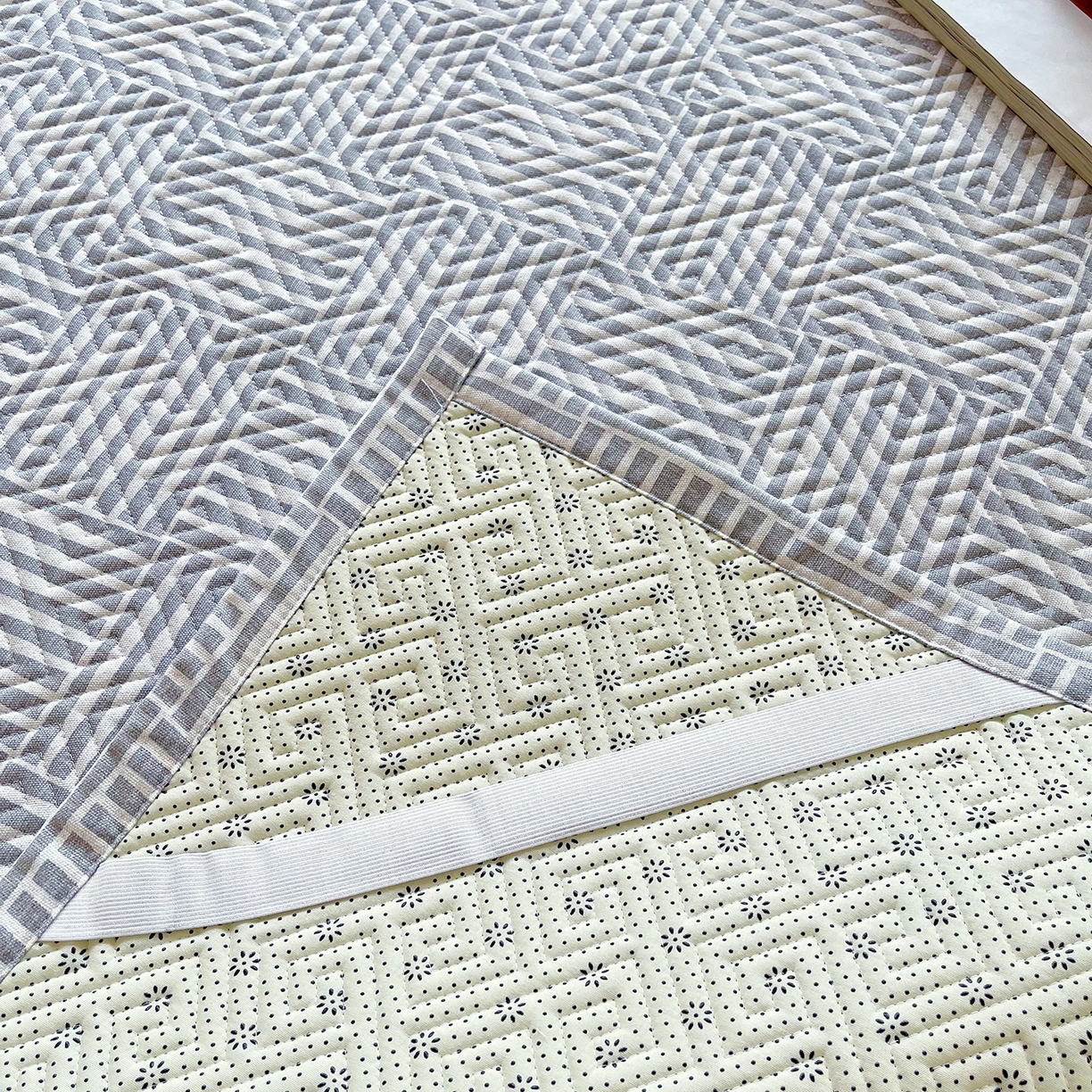 91家纺网 家纺一手货源 找家纺 金鑫汇家纺 2025年新款A类多功能全棉老粗布软凉席床盖护垫席子可机洗 休闲时光