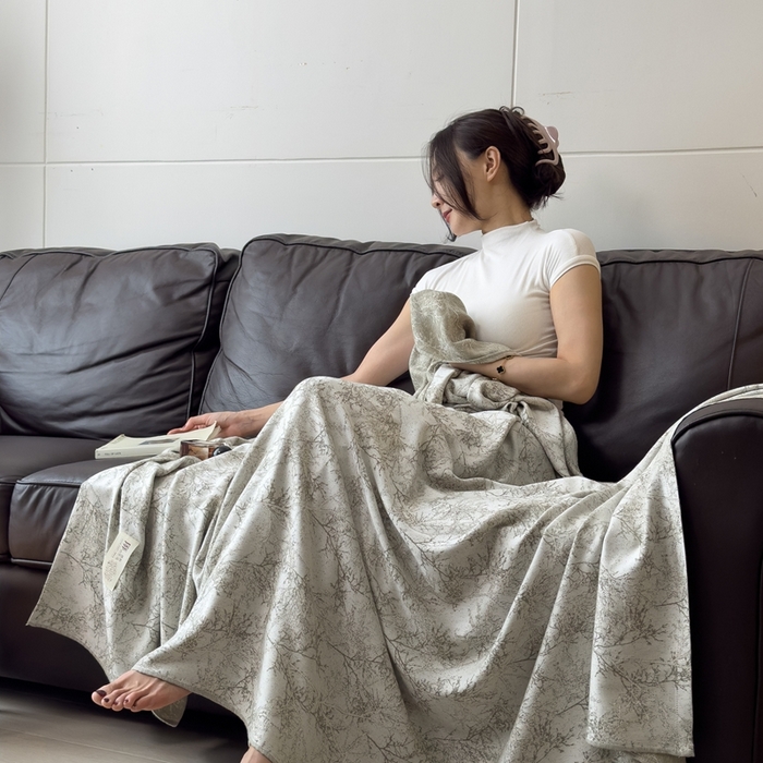 91家纺网 家纺一手货源 找家纺 米菲 2025新款A类亚麻提花多功能盖毯毯子毛毯 挪威森林