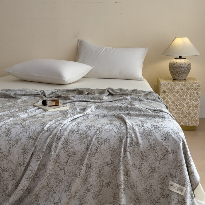 91家纺网 家纺一手货源 找家纺 米菲 2025新款A类亚麻提花多功能盖毯毯子毛毯 挪威森林