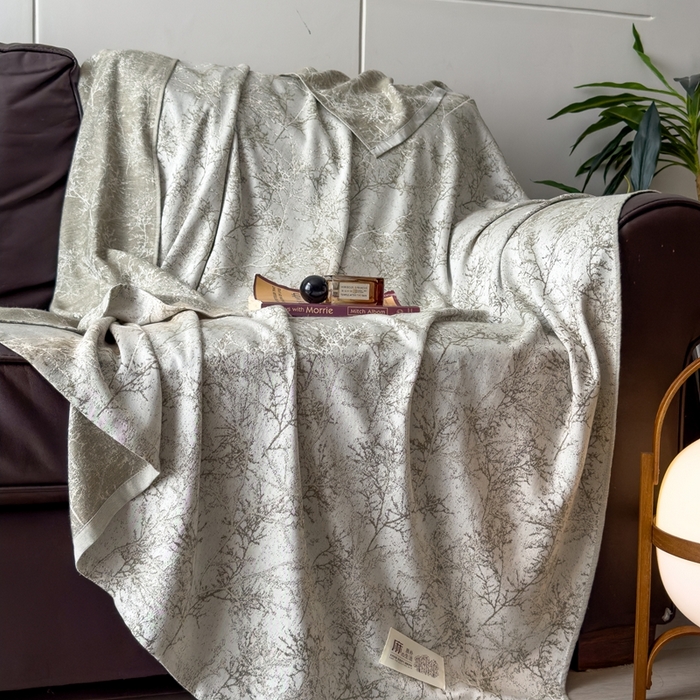 91家纺网 家纺一手货源 找家纺 米菲 2025新款A类亚麻提花多功能盖毯毯子毛毯 挪威森林