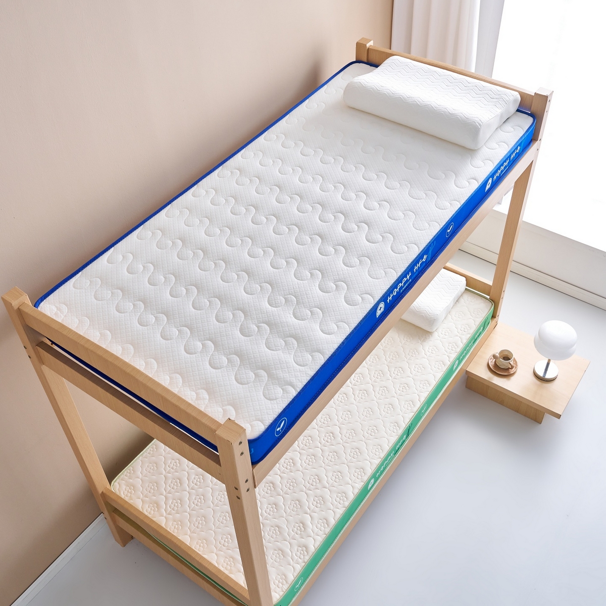 91家纺网 家纺一手货源 找家纺 奇丝雅 2025新款针织棉学生宿舍床专用加厚记忆棉海绵立体乳胶床垫【高密记忆棉】 繁花-兰（6公分）