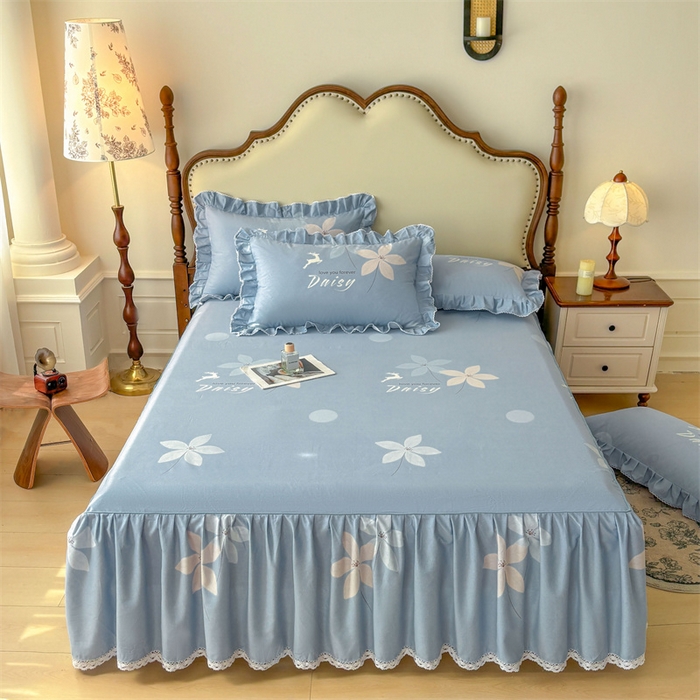 91家纺网 家纺一手货源 找家纺 缦彩 2025新款全棉纯棉磨毛印花床裙单品床裙单件单床裙花边床单三件套 幽诺花梦-蓝