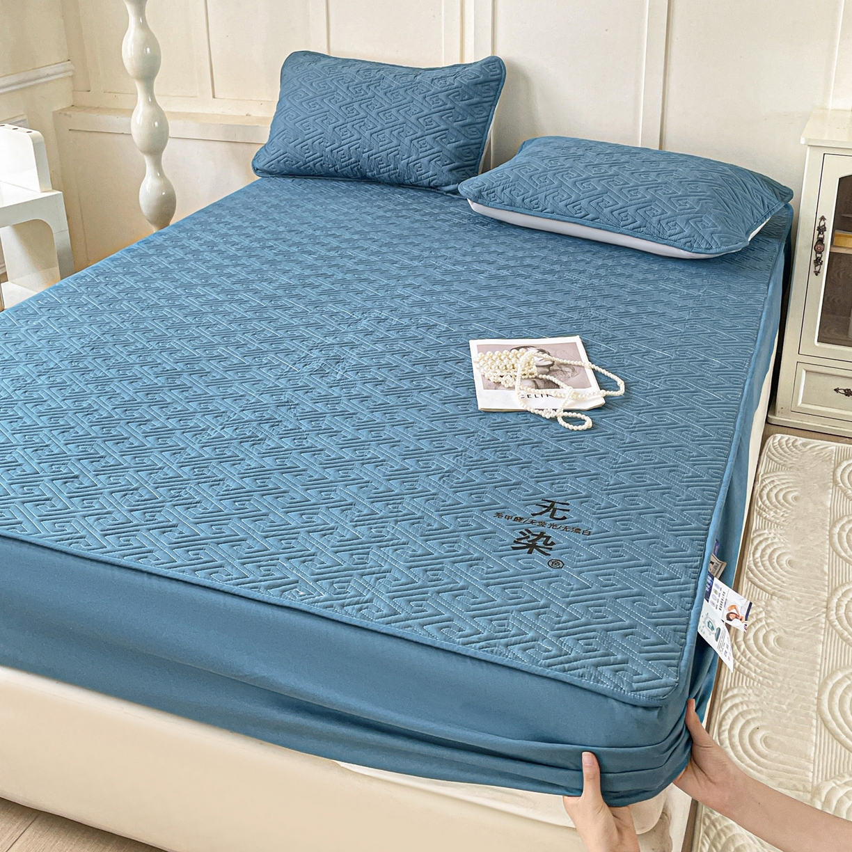 91家纺网 家纺一手货源 找家纺 娜娜 2025新款无染A类亲肤磨毛床笠 无染-湖蓝