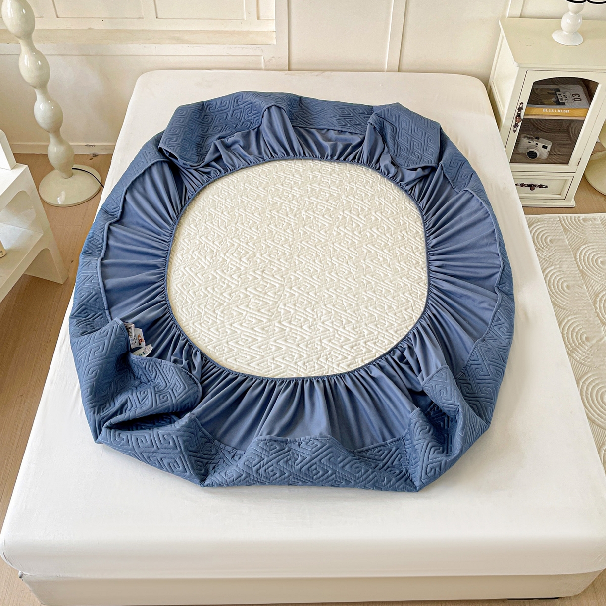 91家纺网 家纺一手货源 找家纺 娜娜 2025新款无染A类亲肤磨毛床笠 无染-蓝