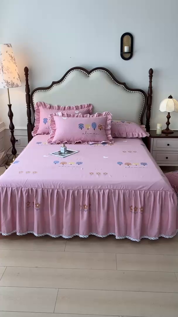 91家纺网 家纺一手货源 找家纺 缦彩 2025新款全棉纯棉磨毛印花床裙单品床裙单件单床裙花边床单三件套 珍妮粉