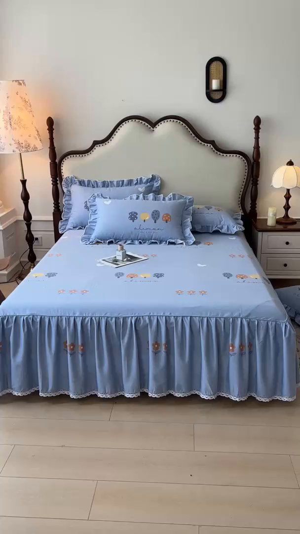 91家纺网 家纺一手货源 找家纺 缦彩 2025新款全棉纯棉磨毛印花床裙单品床裙单件单床裙花边床单三件套 珍妮蓝