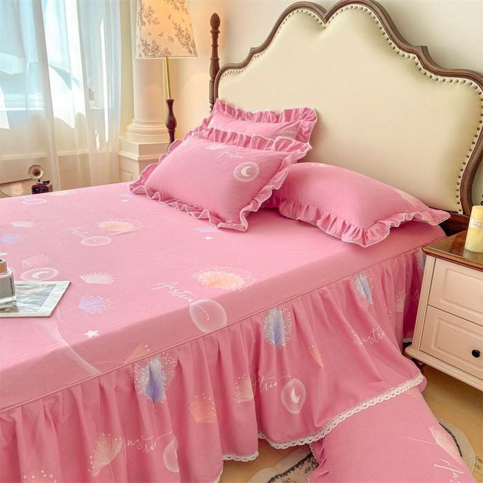 91家纺网 家纺一手货源 找家纺 缦彩 2025新款全棉纯棉磨毛公主风花边床裙四件套 花信光夕粉