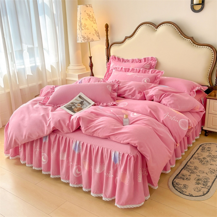 91家纺网 家纺一手货源 找家纺 缦彩 2025新款全棉纯棉磨毛公主风花边床裙四件套 花信光夕粉