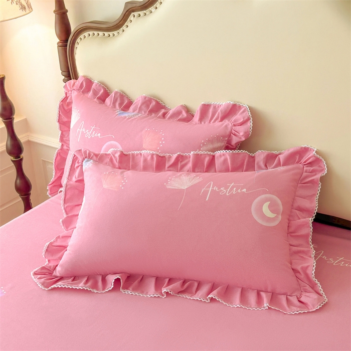 91家纺网 家纺一手货源 找家纺 缦彩 2025新款全棉纯棉磨毛公主风花边床裙四件套 花信光夕粉