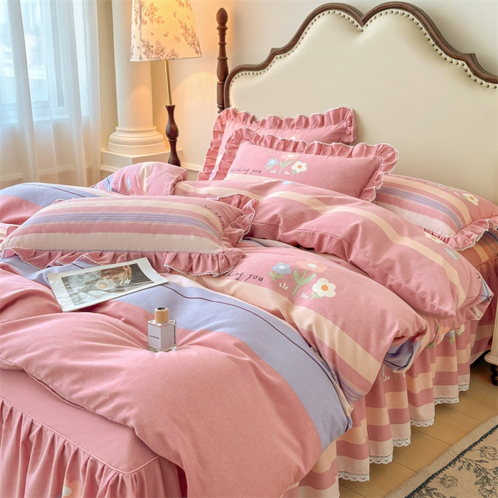 91家纺网 家纺一手货源 找家纺 缦彩 2025新款全棉纯棉磨毛公主风花边床裙四件套 浅忆雏菊-粉