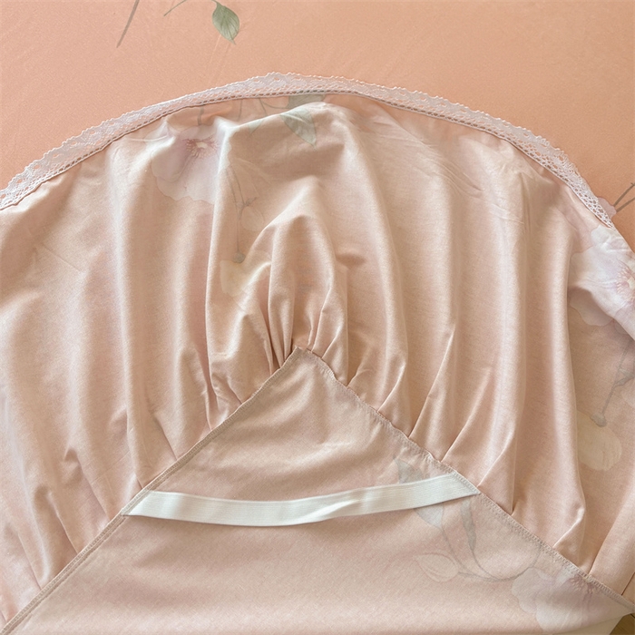 91家纺网 家纺一手货源 找家纺 缦彩 2025新款全棉纯棉磨毛公主风花边床裙四件套 花艺清梦-粉