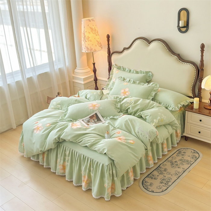 91家纺网 家纺一手货源 找家纺 缦彩 2025新款全棉纯棉磨毛公主风花边床裙四件套 槿花怒放-绿