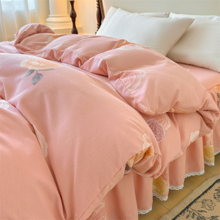 91家纺网 家纺一手货源 找家纺 缦彩 2025新款全棉纯棉磨毛公主风花边床裙四件套 落日繁华-粉