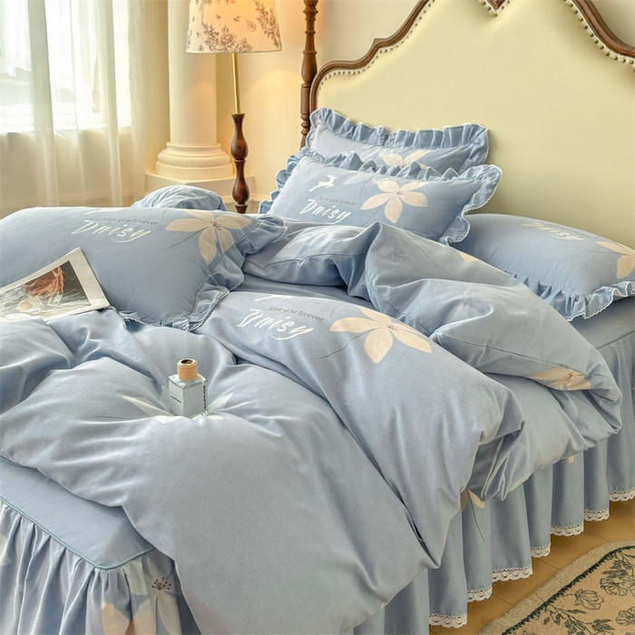 91家纺网 家纺一手货源 找家纺 缦彩 2025新款全棉纯棉磨毛公主风花边床裙四件套 幽诺花梦-蓝