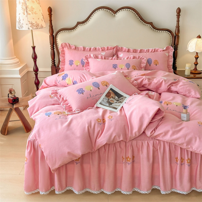 91家纺网 家纺一手货源 找家纺 缦彩 2025新款全棉纯棉磨毛公主风花边床裙四件套 珍妮粉