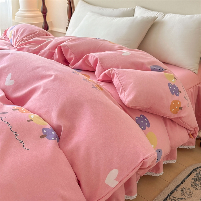 91家纺网 家纺一手货源 找家纺 缦彩 2025新款全棉纯棉磨毛公主风花边床裙四件套 珍妮粉