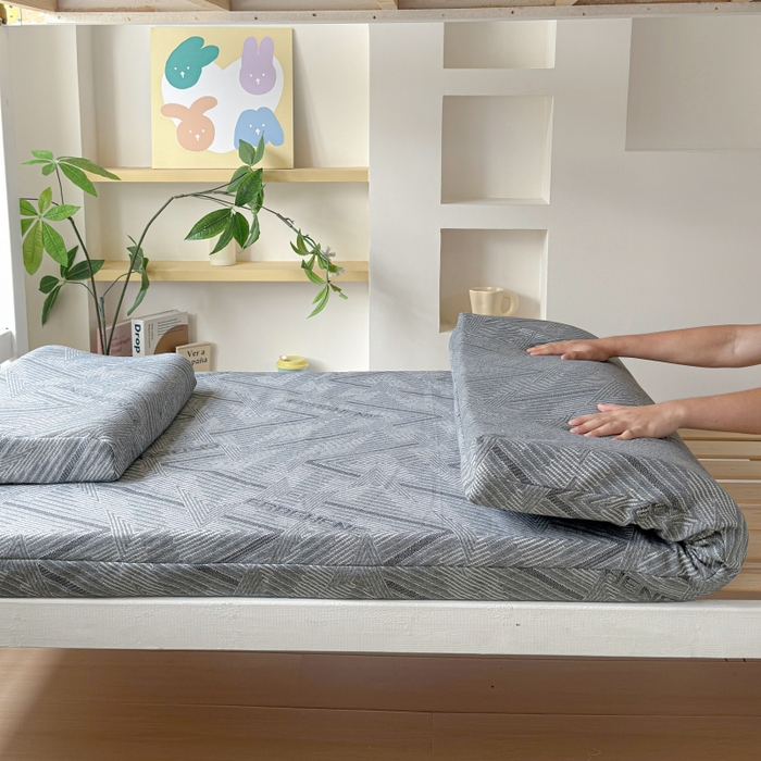 91家纺网 家纺一手货源 找家纺 （总）美丽折家纺 2025新款泰国天然乳胶学生床垫 宿舍上下铺褥子可拆卸纯乳胶床垫