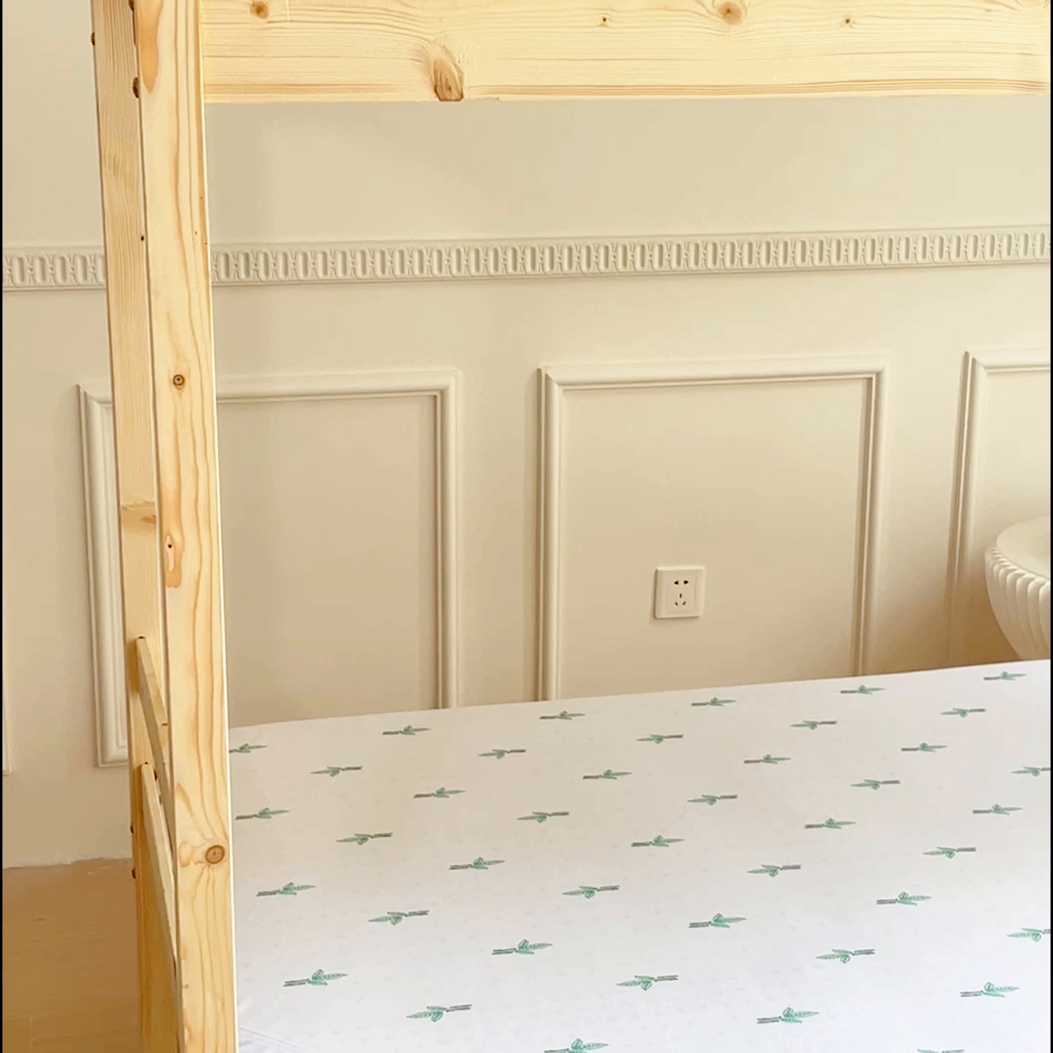 91家纺网 家纺一手货源 找家纺 美丽折家纺 2025新款泰国天然乳胶学生床垫 宿舍上下铺褥子可拆卸纯乳胶床垫 二代