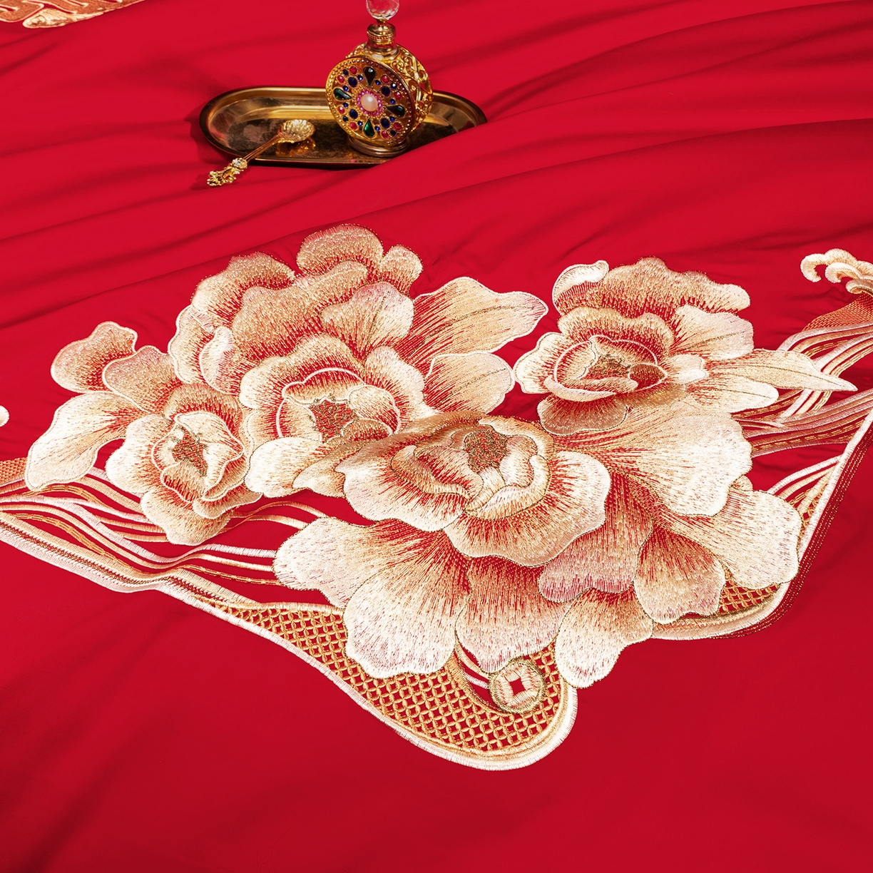 91家纺网 家纺一手货源 找家纺 柏拉图 2025新款100s贡缎长绒棉提花婚庆系列四件套多件套 花田喜事