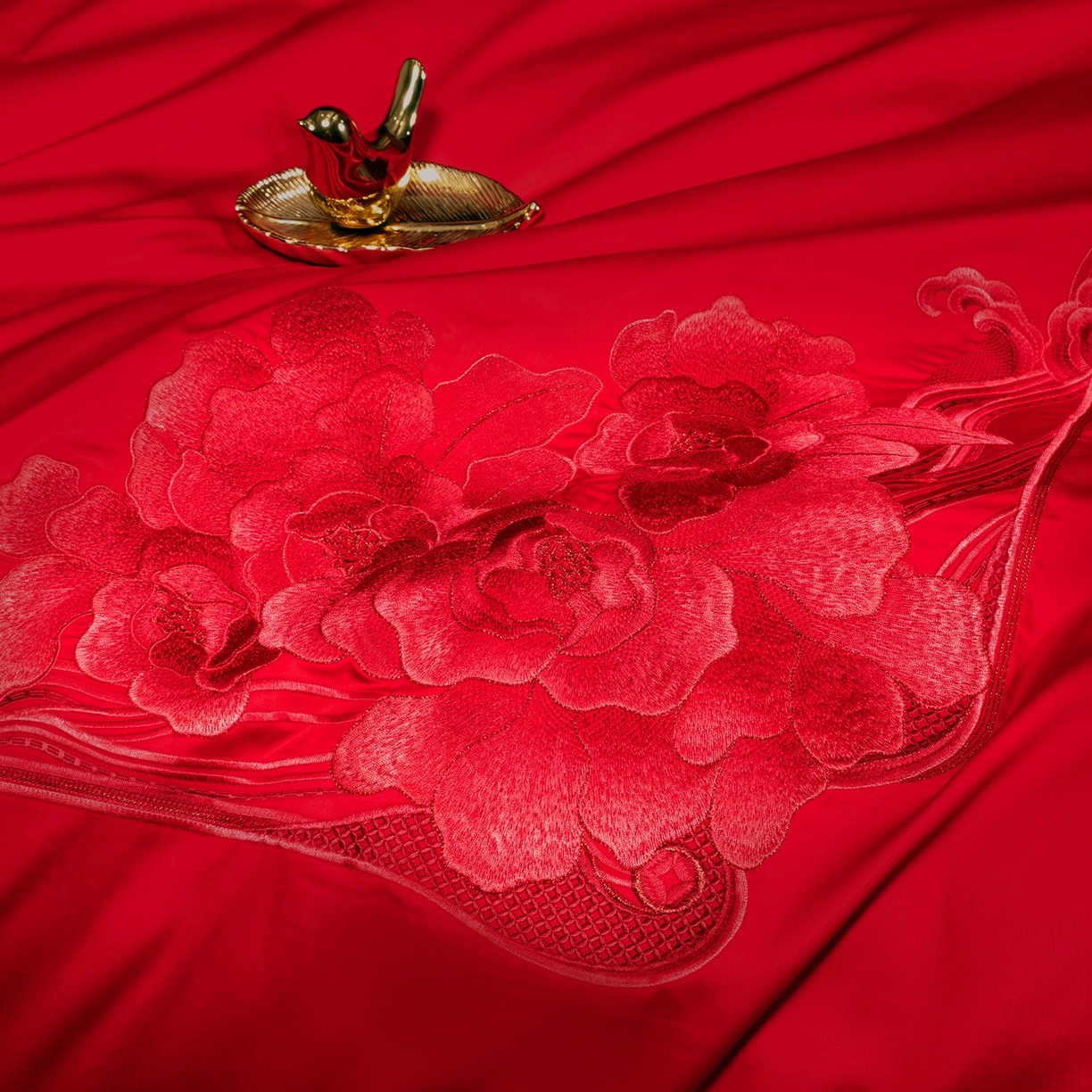 91家纺网 家纺一手货源 找家纺 柏拉图 2025新款100s贡缎长绒棉提花婚庆系列四件套多件套 花田喜事-红