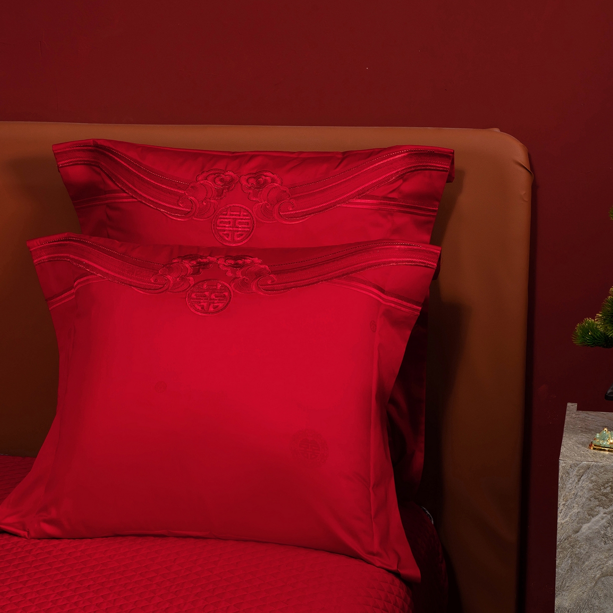 91家纺网 家纺一手货源 找家纺 柏拉图 2025新款100s贡缎长绒棉提花婚庆系列四件套多件套 花田喜事-红