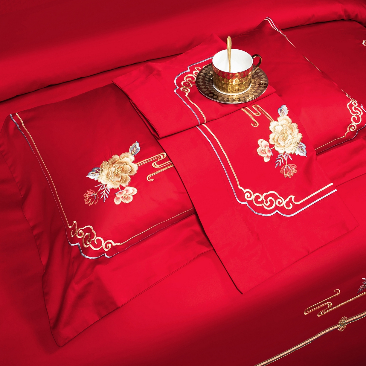 91家纺网 家纺一手货源 找家纺 柏拉图 2025新款100s贡缎长绒棉提花婚庆系列四件套多件套 一往情深