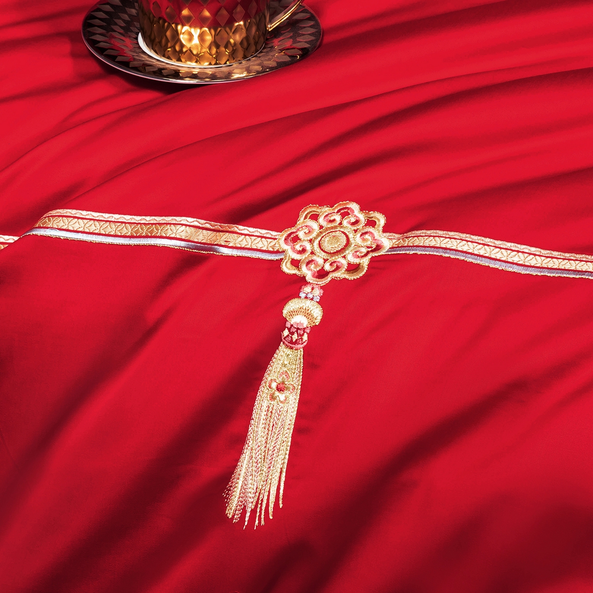 91家纺网 家纺一手货源 找家纺 柏拉图 2025新款100s贡缎长绒棉提花婚庆系列四件套多件套 一往情深