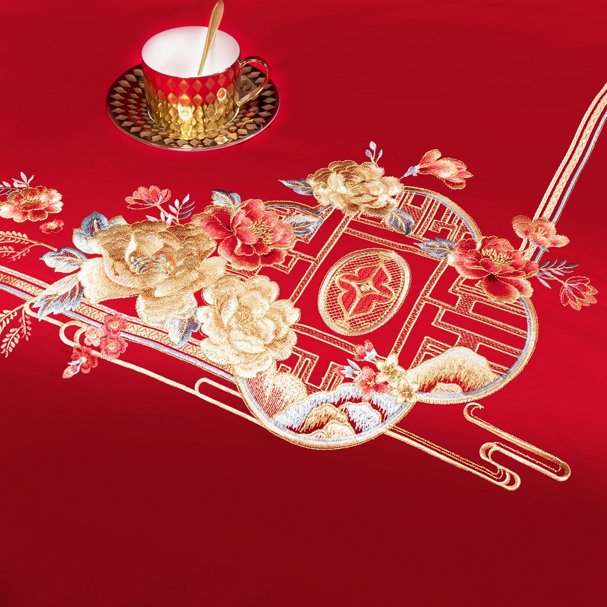 91家纺网 家纺一手货源 找家纺 柏拉图 2025新款100s贡缎长绒棉提花婚庆系列四件套多件套 一往情深