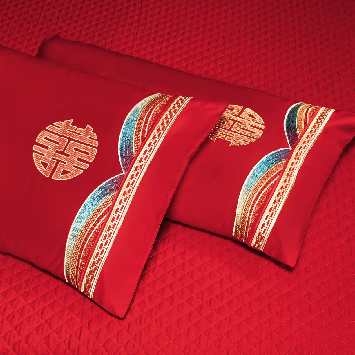 91家纺网 家纺一手货源 找家纺 柏拉图 2025新款100s长绒棉贡缎提花重工艺刺绣婚庆四件套多件套 天长地久