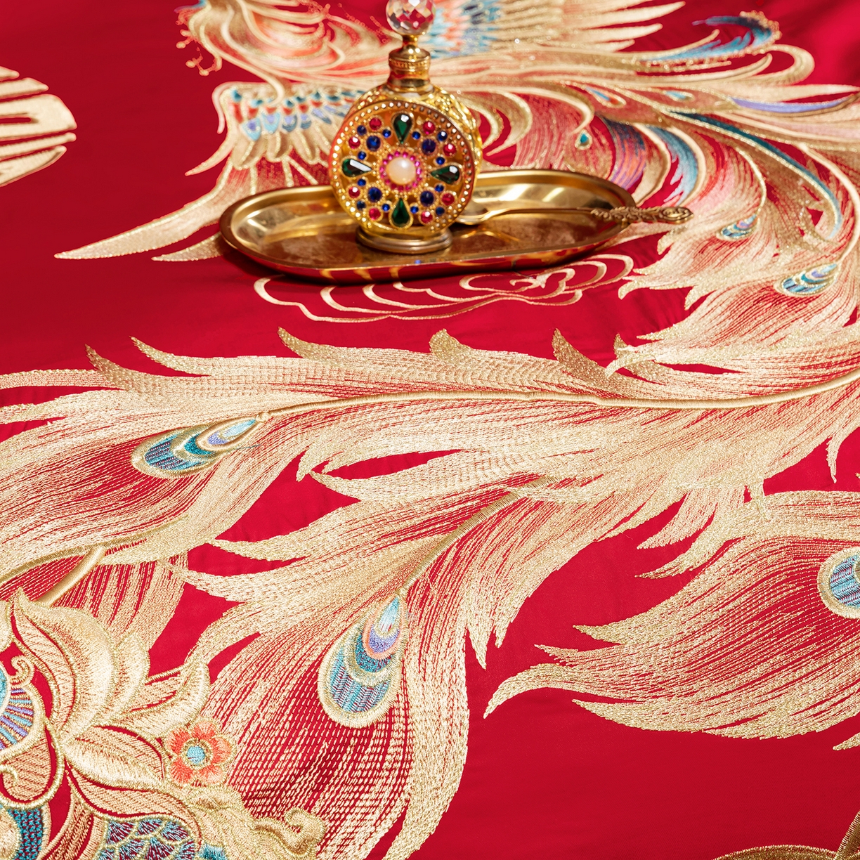 91家纺网 家纺一手货源 找家纺 柏拉图 2025新款100s长绒棉贡缎提花重工艺刺绣婚庆四件套多件套 天长地久