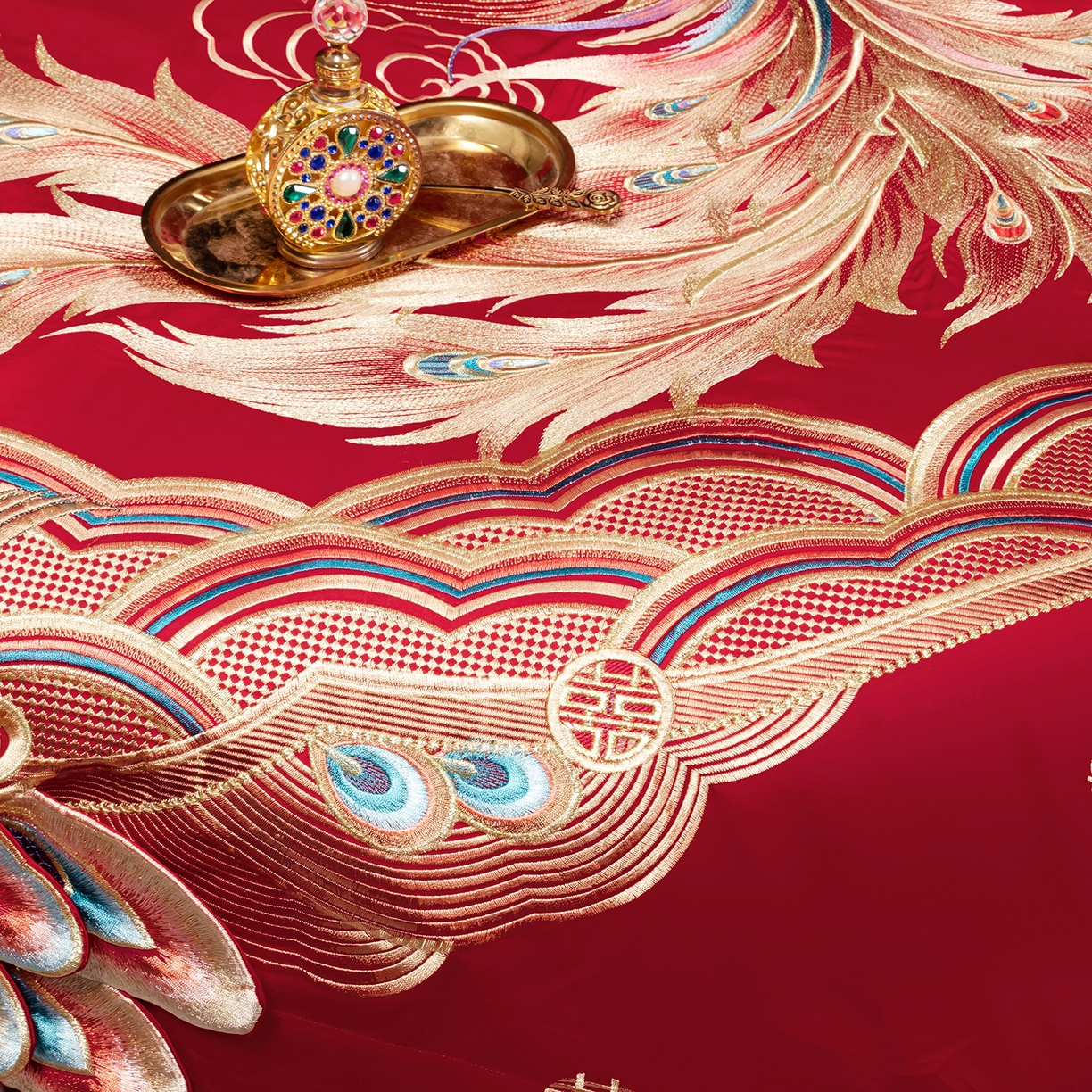 91家纺网 家纺一手货源 找家纺 柏拉图 2025新款100s长绒棉贡缎提花重工艺刺绣婚庆四件套多件套 天长地久