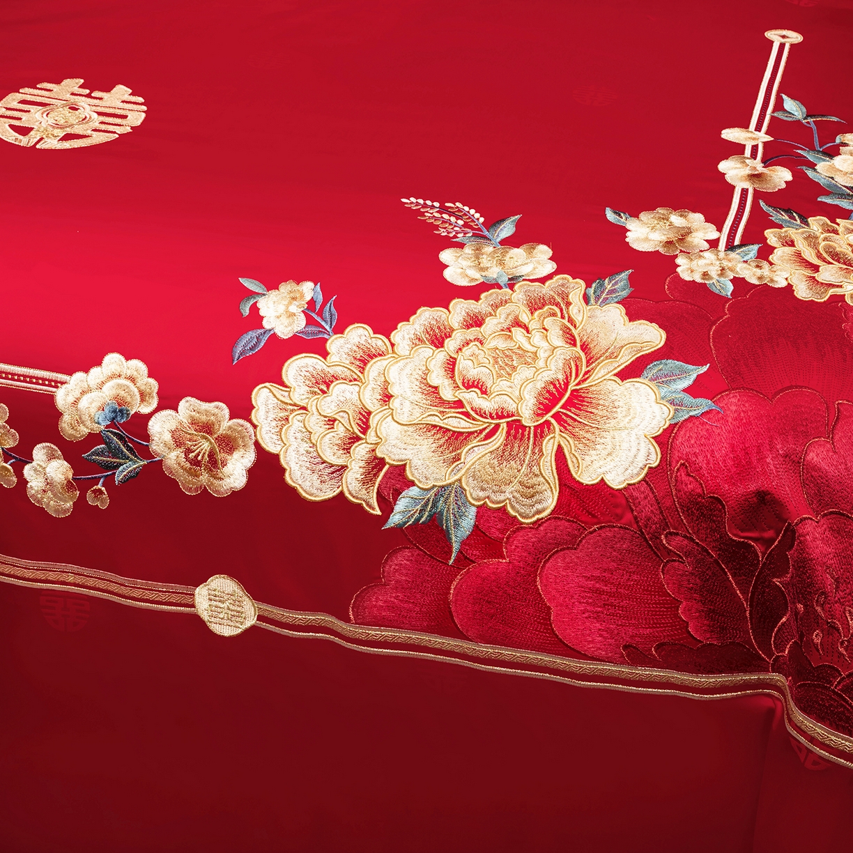 91家纺网 家纺一手货源 找家纺 柏拉图 2025新款100s长绒棉贡缎提花重工艺刺绣婚庆四件套多件套 百花贺喜