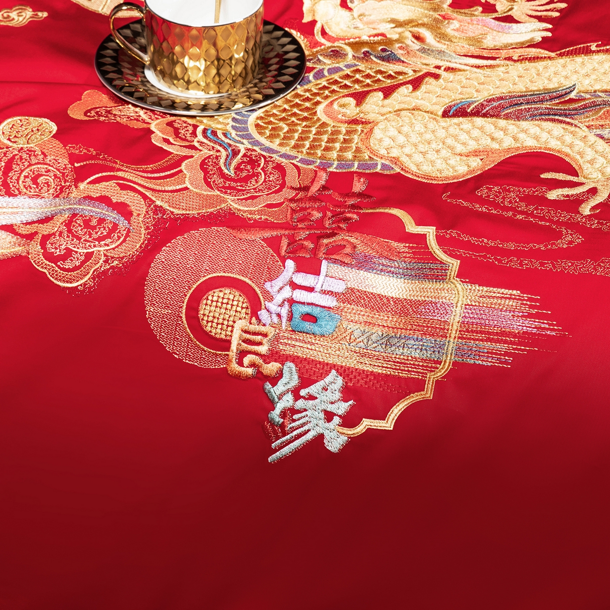 91家纺网 家纺一手货源 找家纺 柏拉图 2025新款100s长绒棉贡缎提花重工艺刺绣婚庆四件套多件套 龙凤百年