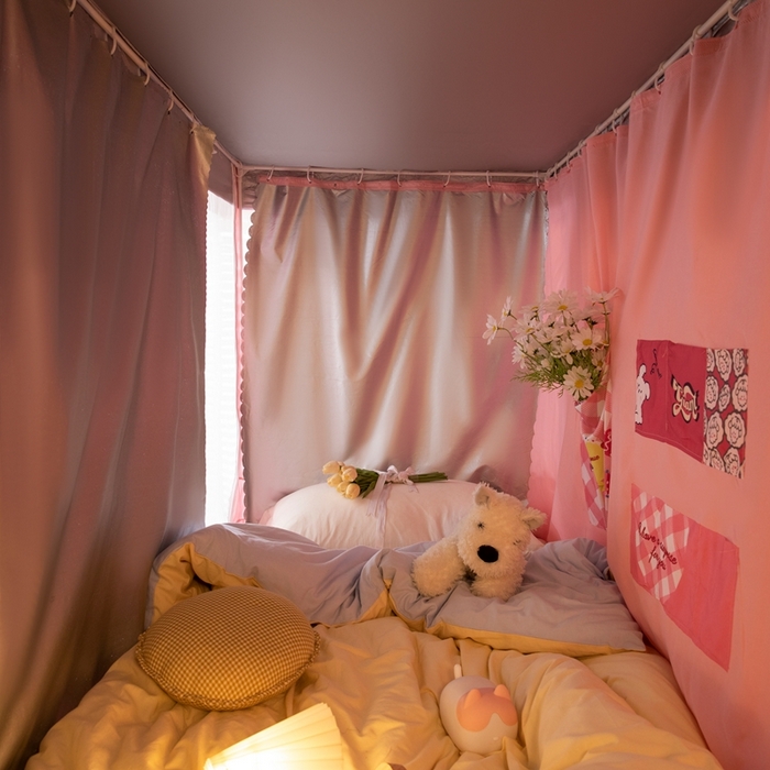 91家纺网 家纺一手货源 找家纺 卓尔居 2025新款学生遮光床帘涂层花边卡通系列-风格二 冰激凌小熊