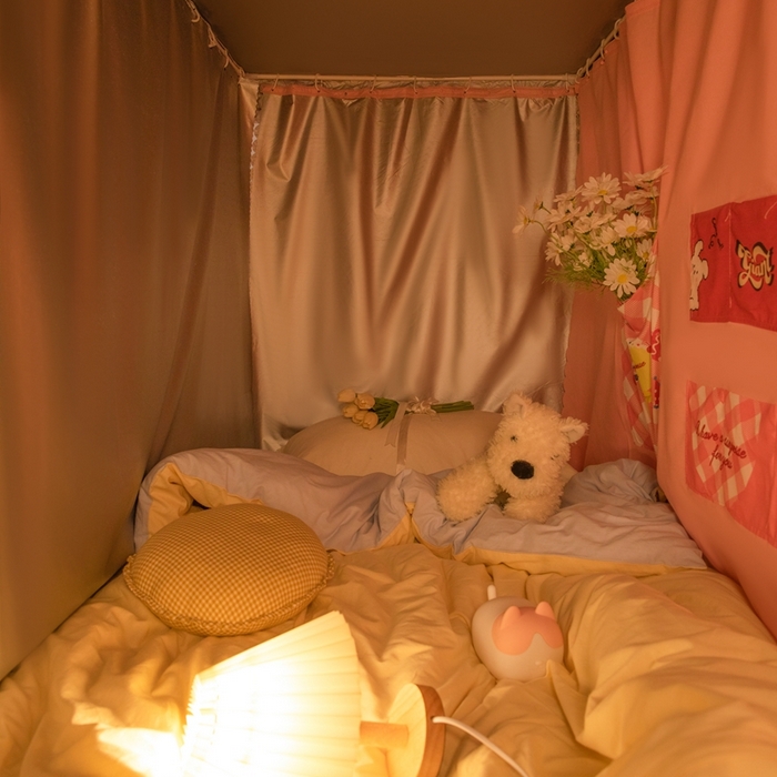 91家纺网 家纺一手货源 找家纺 卓尔居 2025新款学生遮光床帘涂层花边卡通系列-风格二 冰激凌小熊