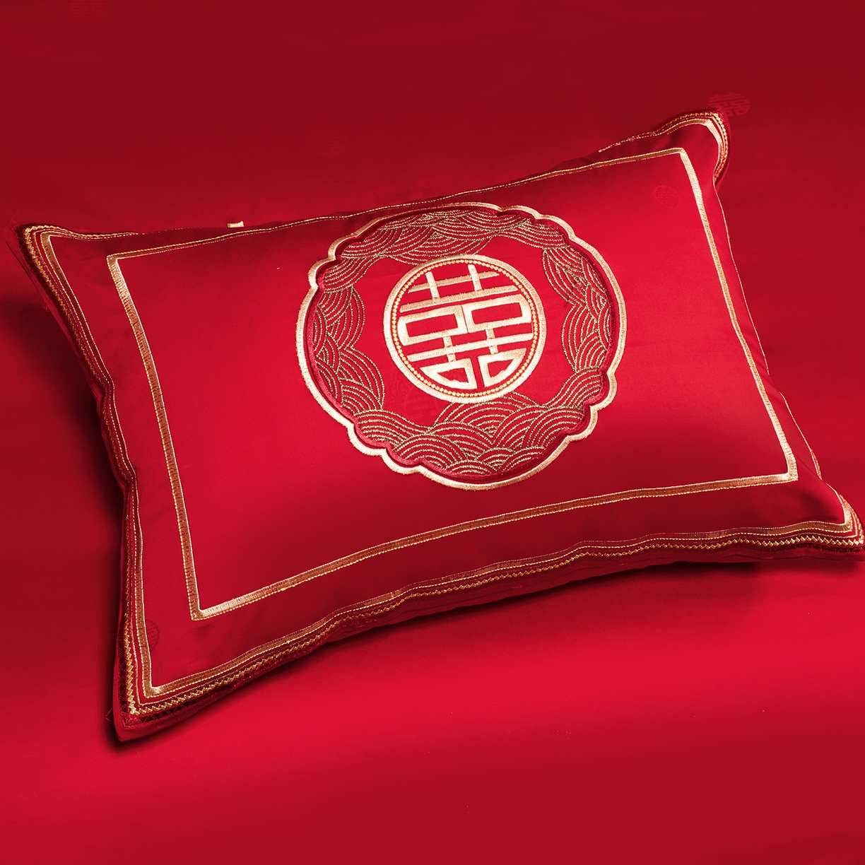 91家纺网 家纺一手货源 找家纺 柏拉图 2025新款100s长绒棉贡缎提花重工艺刺绣婚庆四件套多件套 香榭丽爱情