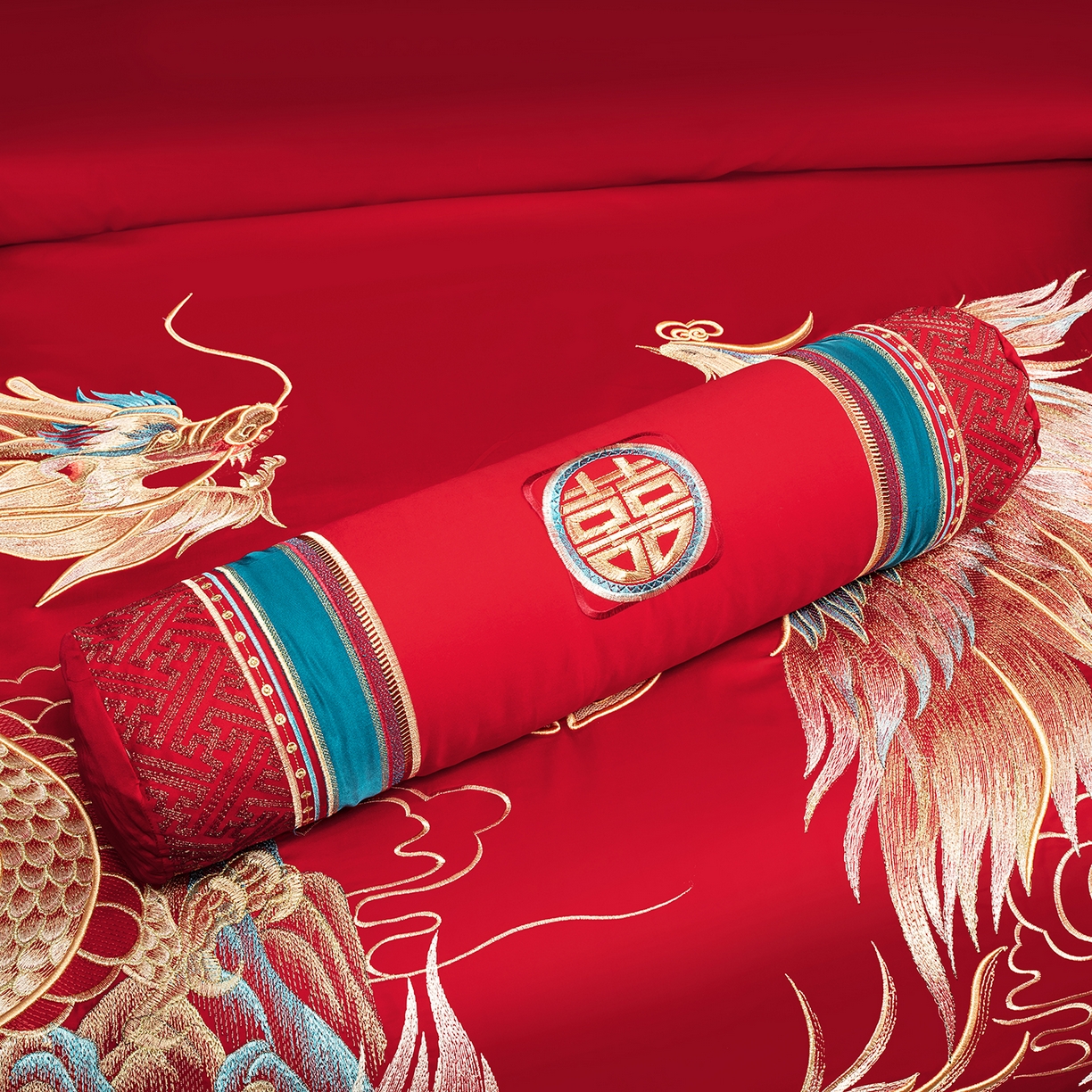 91家纺网 家纺一手货源 找家纺 柏拉图 2025新款100s长绒棉贡缎提花重工艺刺绣婚庆四件套多件套 龙凤添喜