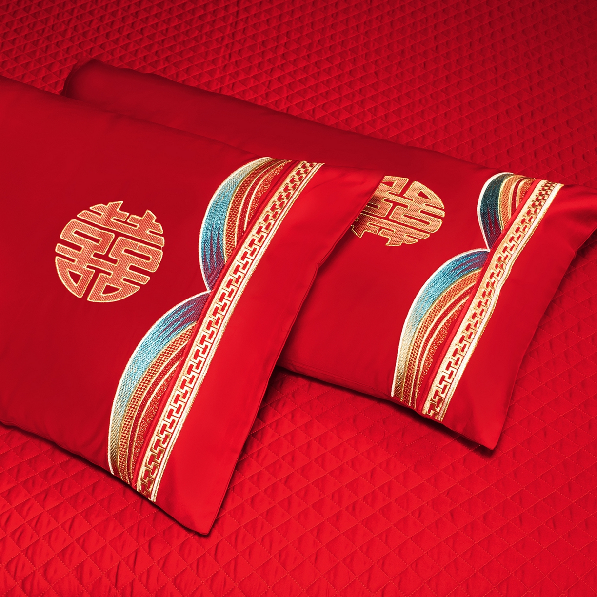 91家纺网 家纺一手货源 找家纺 柏拉图 2025新款100s长绒棉贡缎提花重工艺刺绣婚庆四件套多件套 龙凤添喜