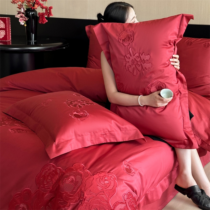 91家纺网 家纺一手货源 找家纺 宏羽纺家纺 2025新款100s全棉纯棉贡缎司马棉法式刺绣花边四件套-爱情模样